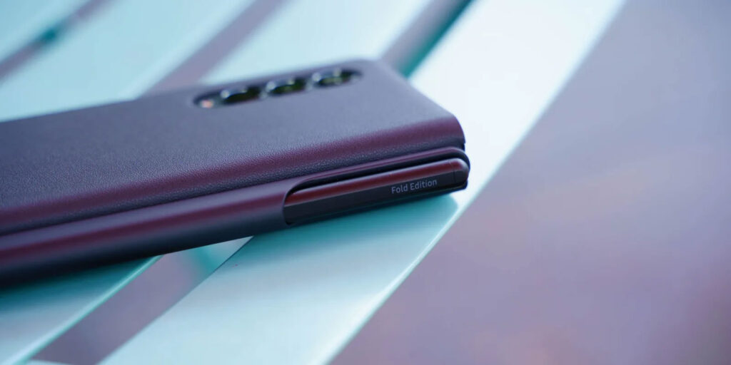 محفظه قلم در قاب مخصوص Galaxy Z Fold 4